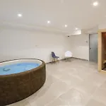 Σπίτι διακοπών Beautiful In Saldun With Sauna Τρογκίρ
