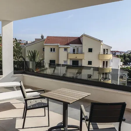 Holiday home 7 Bedroom Beautiful Home In Saldun