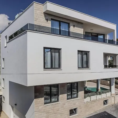 Holiday home 7 Bedroom Beautiful Home In Saldun *