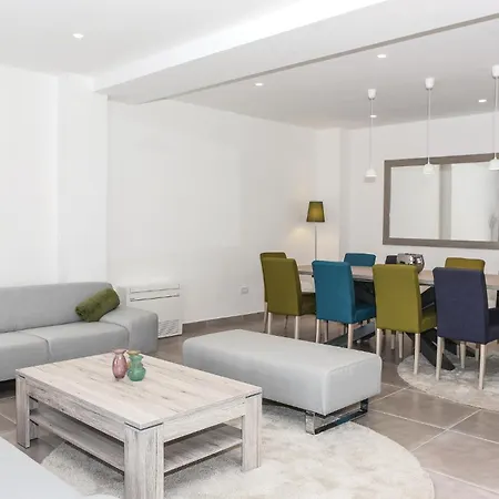 7 Bedroom Beautiful Home In Saldun *