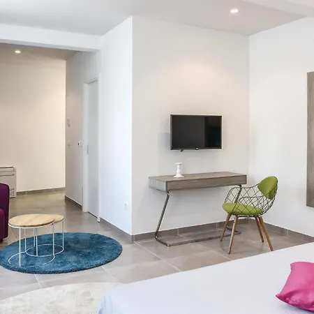7 Bedroom Beautiful Home In Saldun Holiday home Trogir